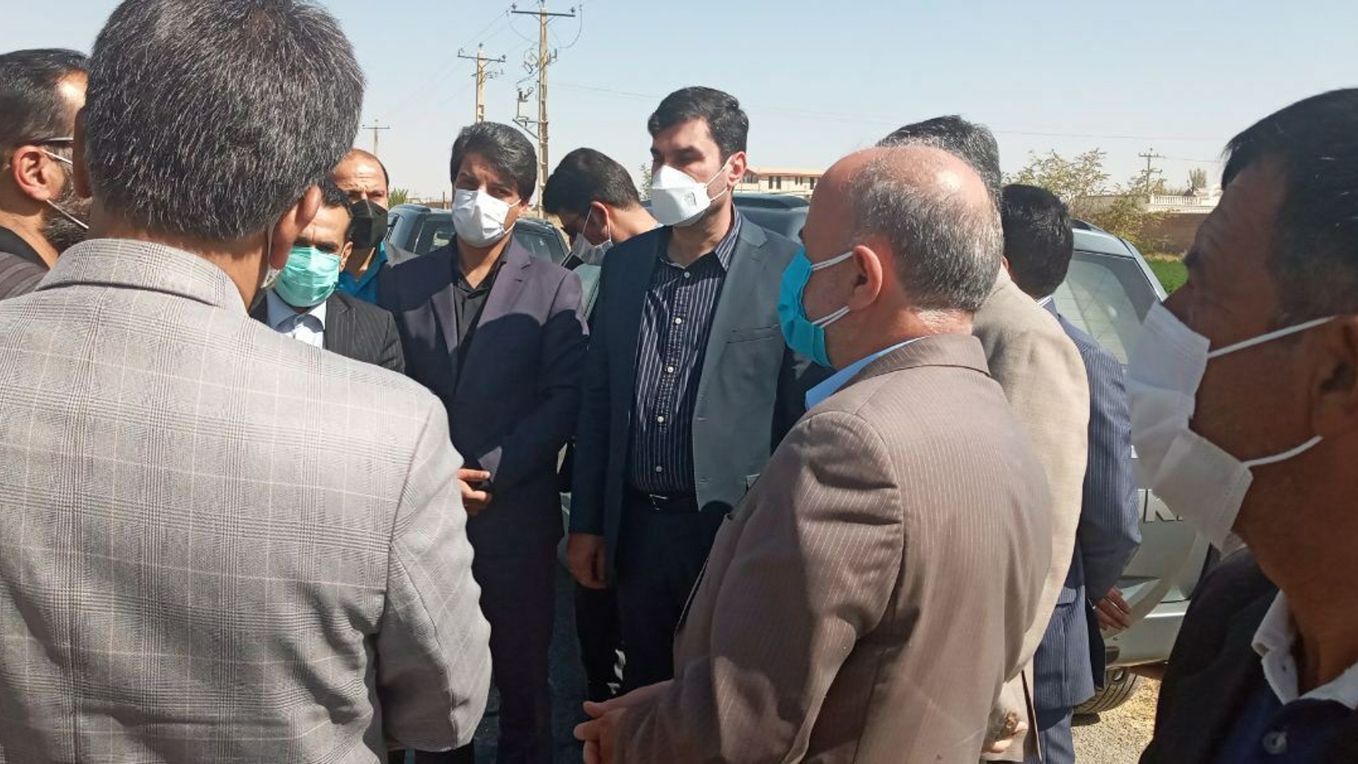 حضور دکتر کریمی نماینده مردم شهرستان های اراک خنداب و کمیجان در مجلس شورای اسلامی و دکتر بختیاری فرماندار شهرستان اراک در روستای میقان