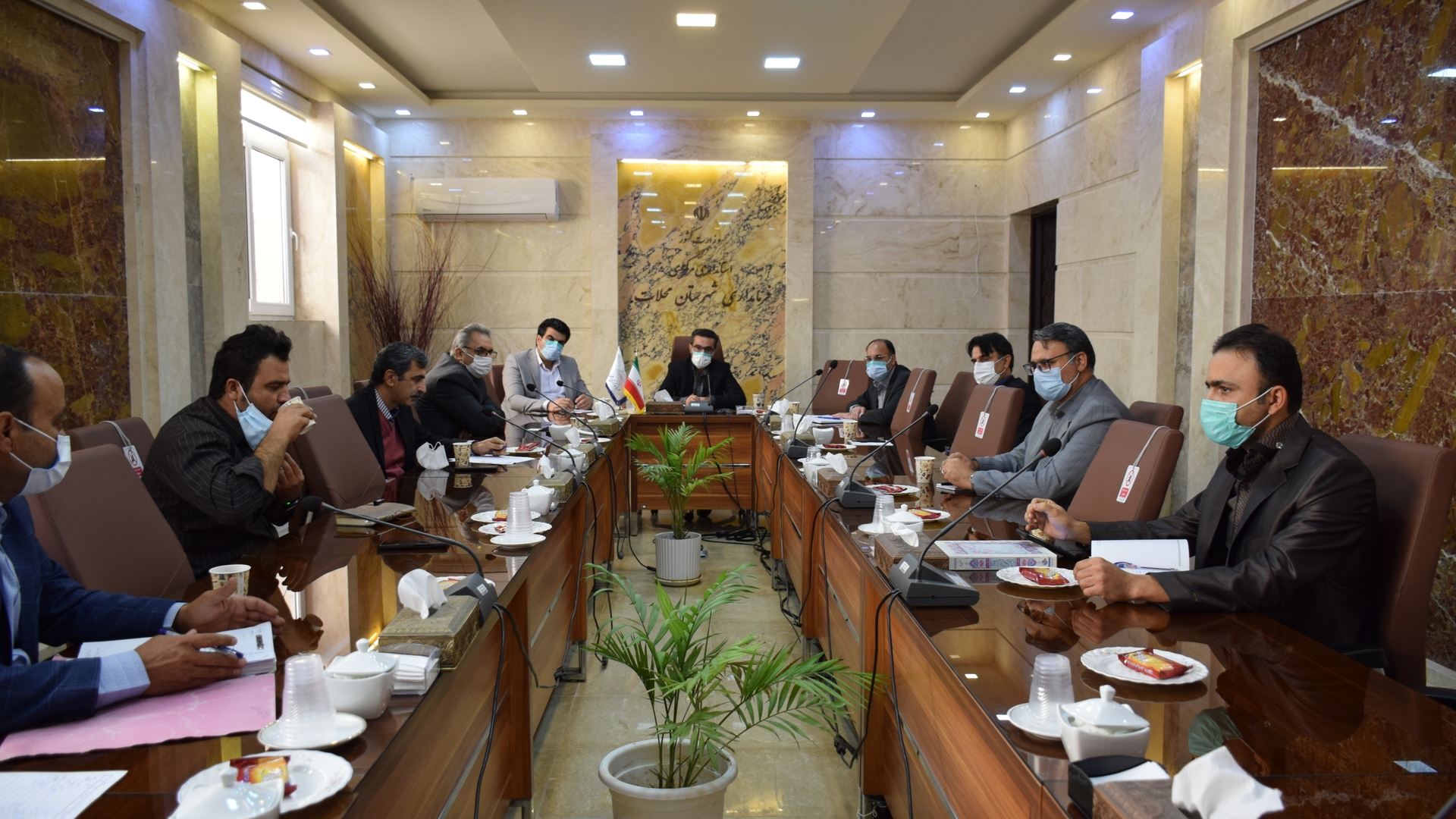 جلسه بررسی مسائل و مشکلات شرکت تلاشگران کیمیا(معدن مس)