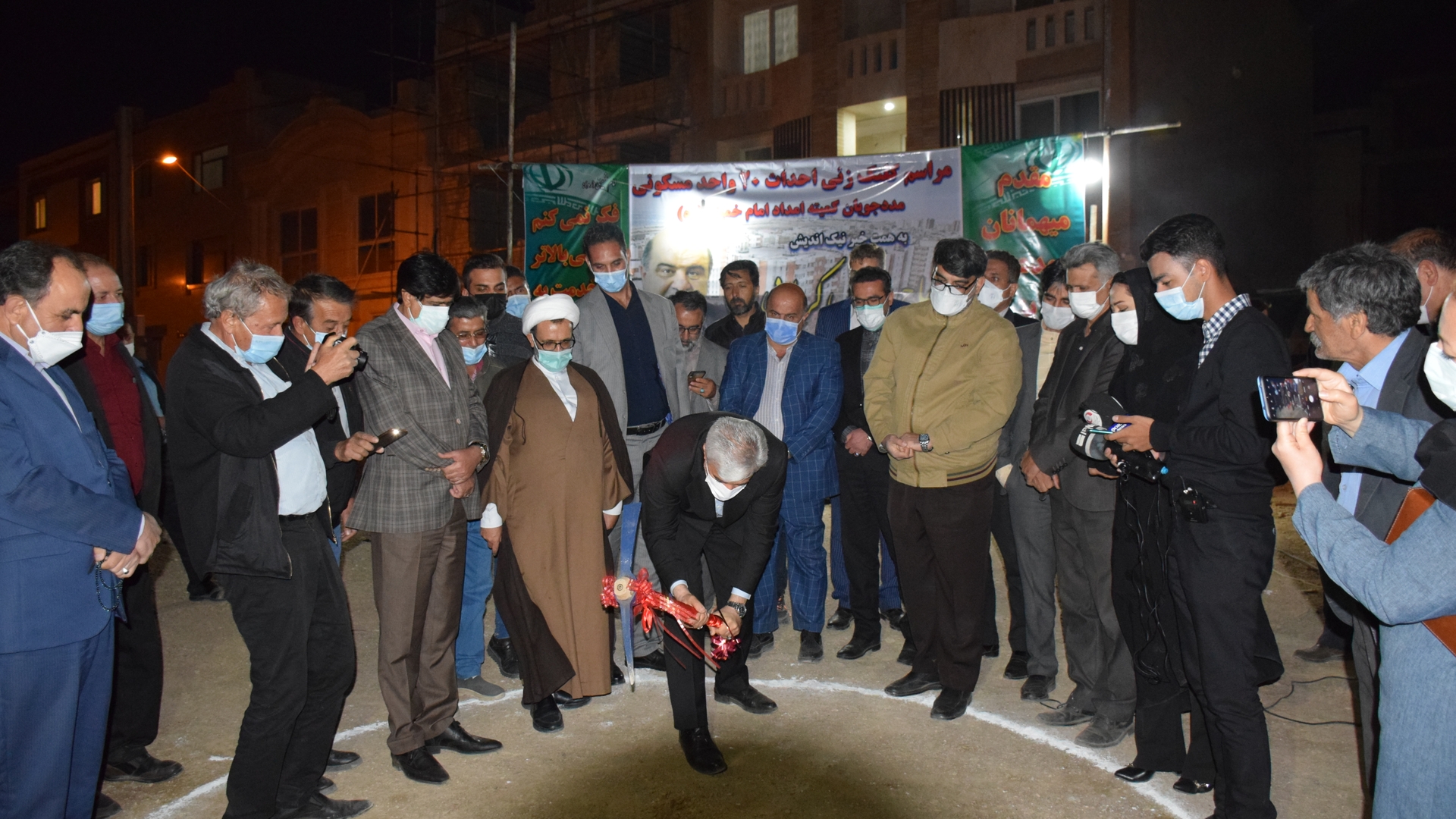 آئین کلنگ زنی احداث ۸ واحد مسکونی مددجویان کمیته امداد نیم ور محلات توسط سید حمید سجادی وزیر ورزش و جوانان