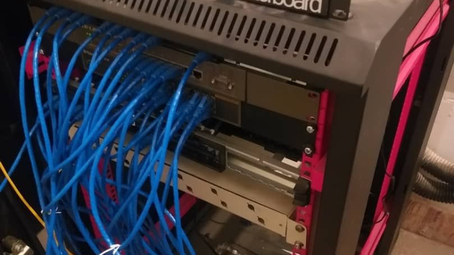 اتصال فیبر نوری بخشداری مرکزی زرندیه