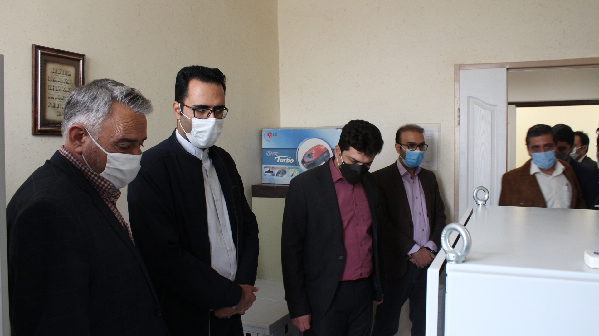 بازدید از اتاق سرور دانشگاه علوم پزشکی