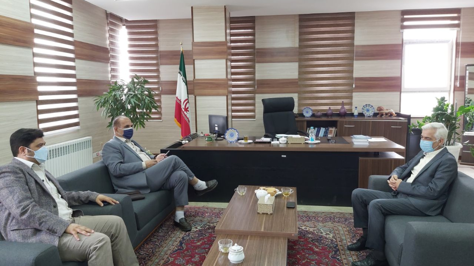 دیدار بیاتی نماینده مردم منطقه با فرماندار آشتیان