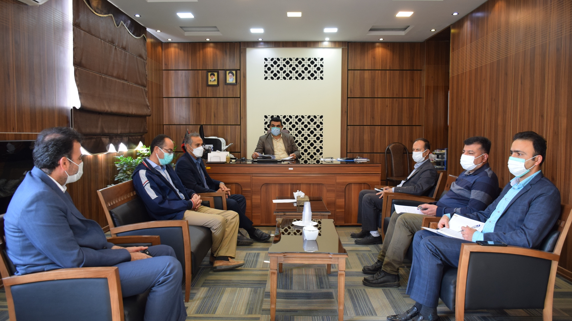 جلسه بررسی احداث حوضچه های ذخیره آب کشاورزی شهرستان محلات برگزار گردید.