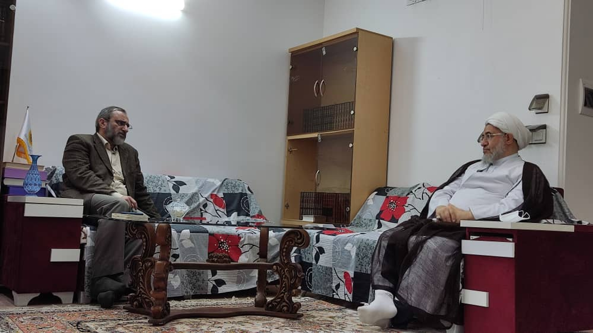 استاندار جدید مرکزی با آیت‌الله اراکی دیدار کرد