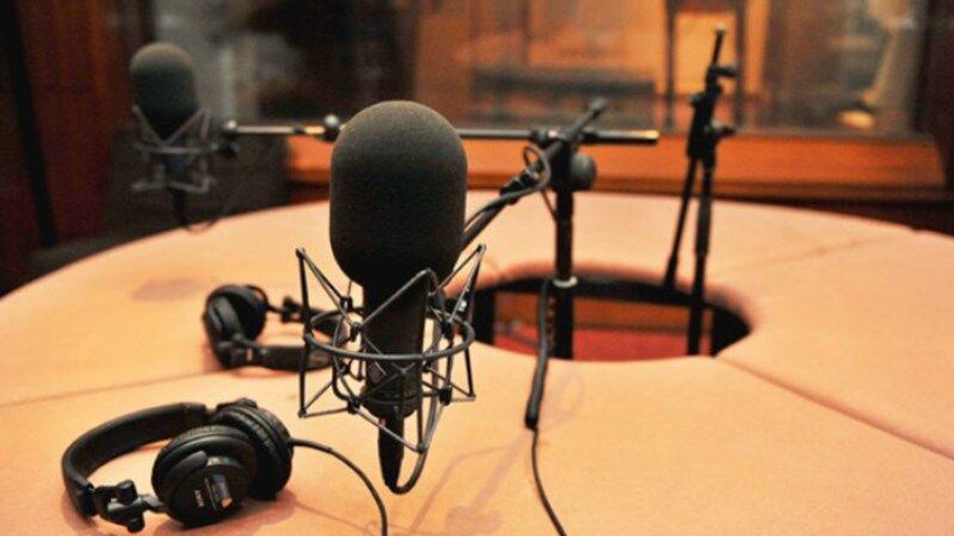 مصاحبه رادیویی مدیرکل پدافند غیرعامل استان مرکزی.