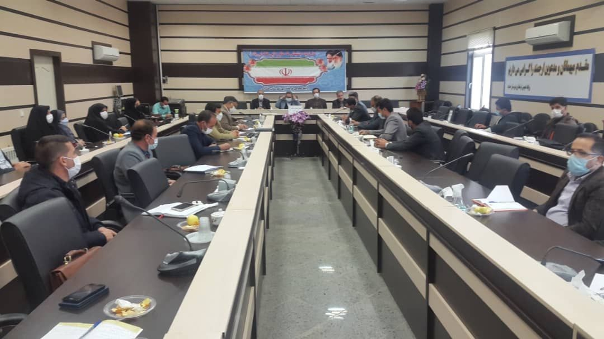 ⭕⭕همایش دهیاران بخش مرکزی شهرستان خنداب برگزار شد