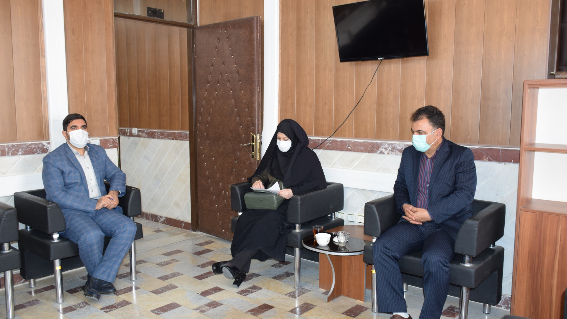 حضور کارشناسان دفتر مدیریت عملکرد، بازرسی و امور حقوقی استانداری مرکزی در فرمانداری شهرستان محلات