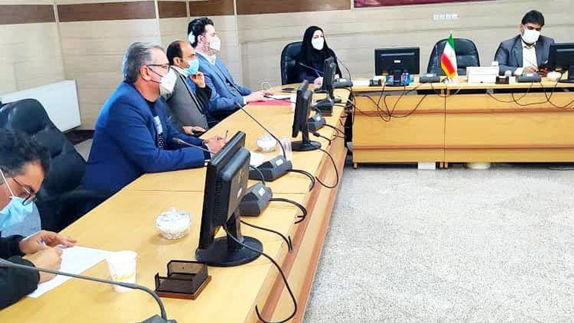 جلسه شورای مسکن شهرستان زرندیه به ریاست مهندس حیدری معاون سیاسی ، امنیتی ، اجتماعی فرمانداری شهرستان زرندیه