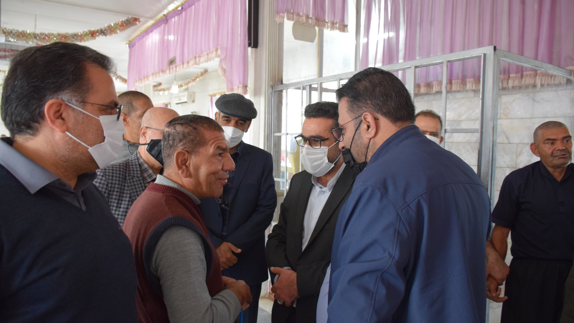 بازدید ناظری فرماندار شهرستان محلات از مرکز نگهداری معلولین ذهنی قمر بنی هاشم شهر نیم ور