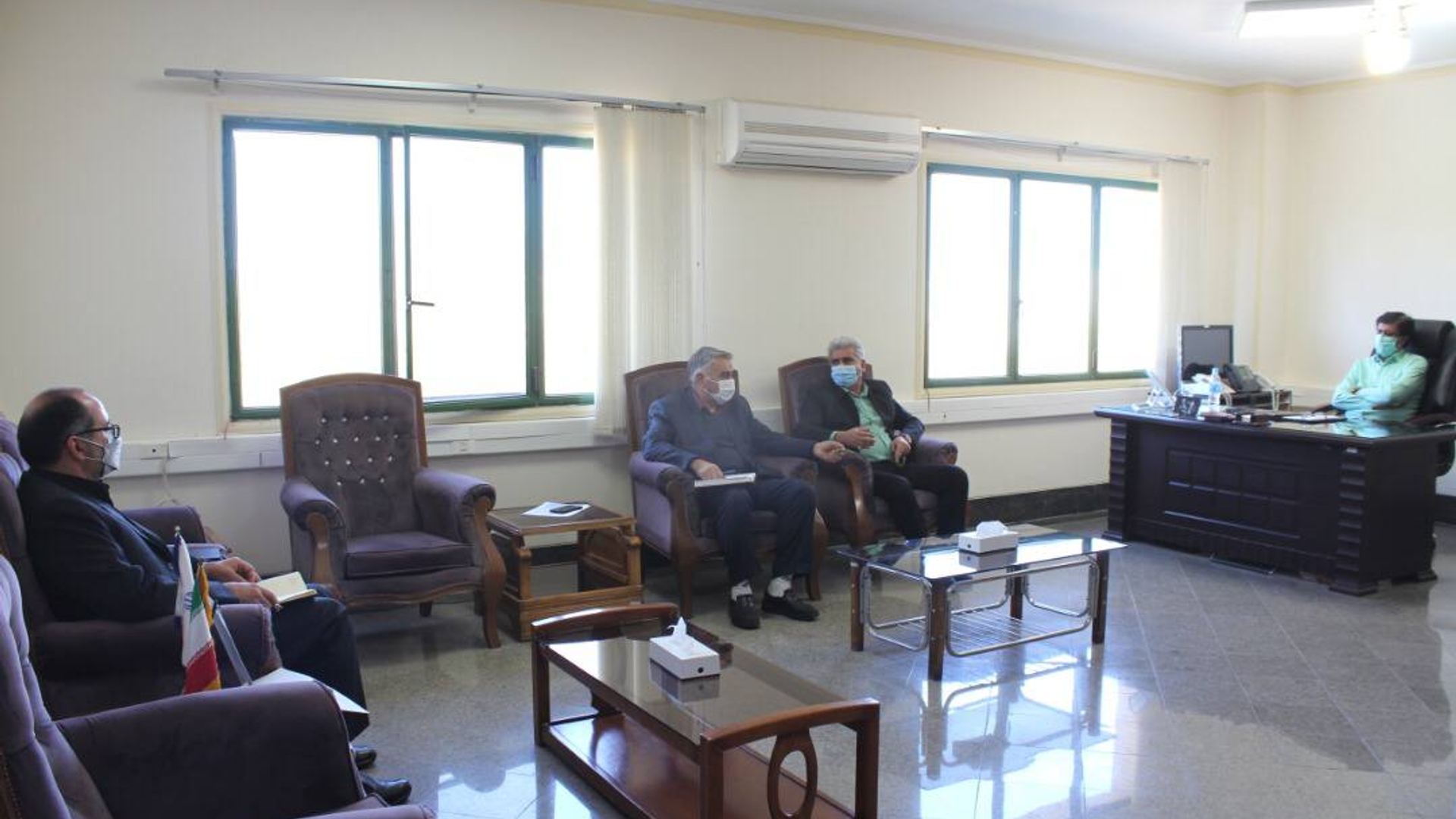 📌در نشستي با حضور معاون سياسي،امنيتي و اجتماعي استاندار مركزي ، مدير كل پدافند غیر عامل استانداری،مدیرعامل شركت آب و فاضلاب استان وضعيت بهداشتي آب در استان بررسي و پیگیری شد