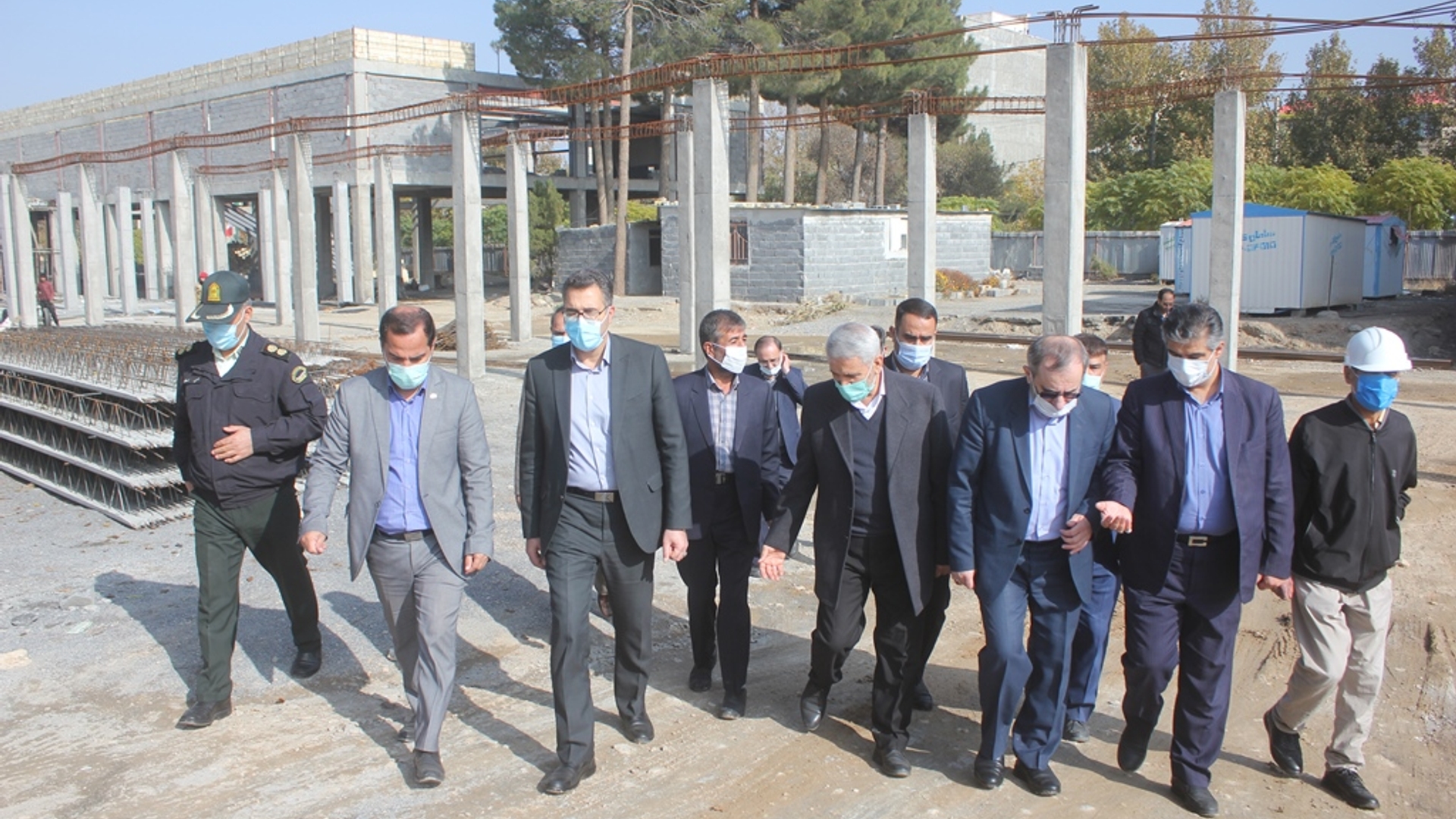 استاندار مرکزی از پروژه احداث مجتمع فرهنگی ، تجاری ، رفاهی و خدماتی خمین بازدید کرد