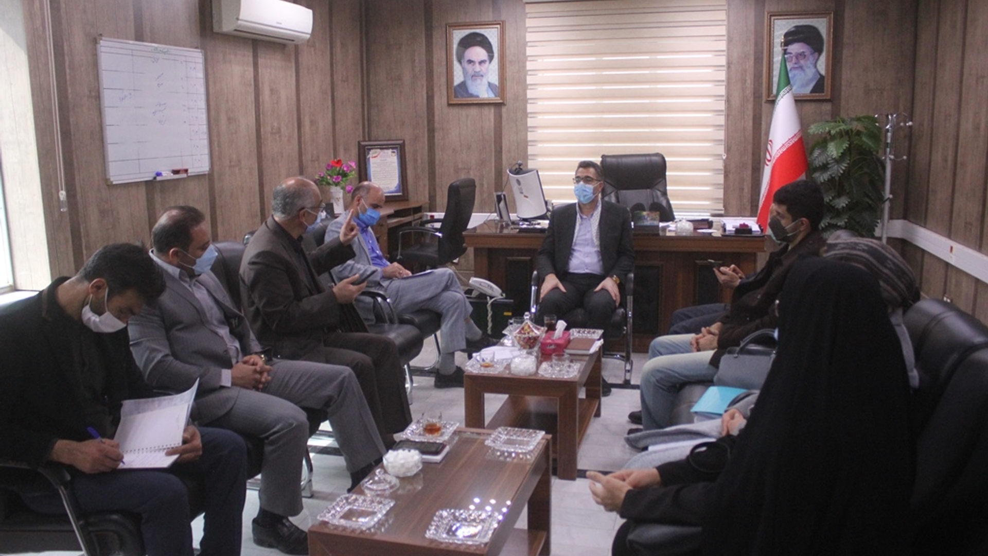 جلسه بررسی و رفع مشکلات  بوی نامطبوع آب شرب شهر خمین برگزار شد