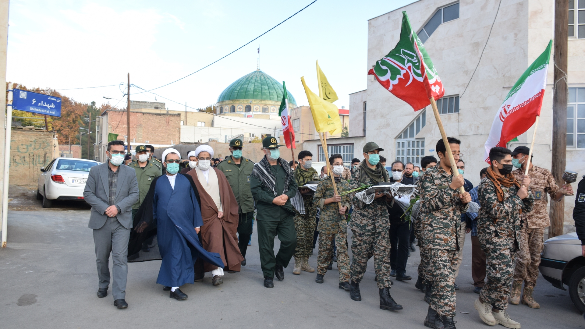 تکریم خانواده معظم شهدا به مناسبت هفته مبارک بسیج با حضور ناظری فرماندار شهرستان محلات