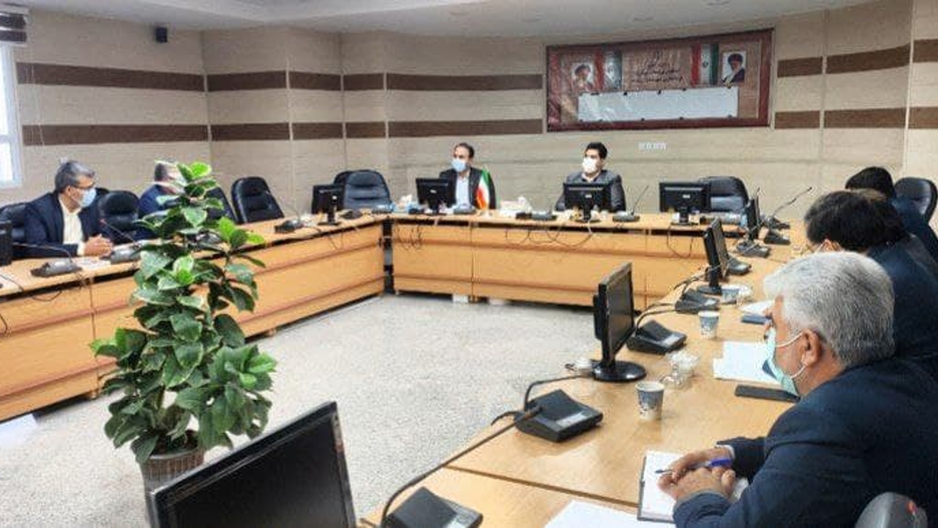 جلسه ستاد اتباع و مهاجرین خارجی به ریاست مهندس حیدری معاون سیاسی ، امنیتی و اجتماعی فرمانداری شهرستان زرندیه