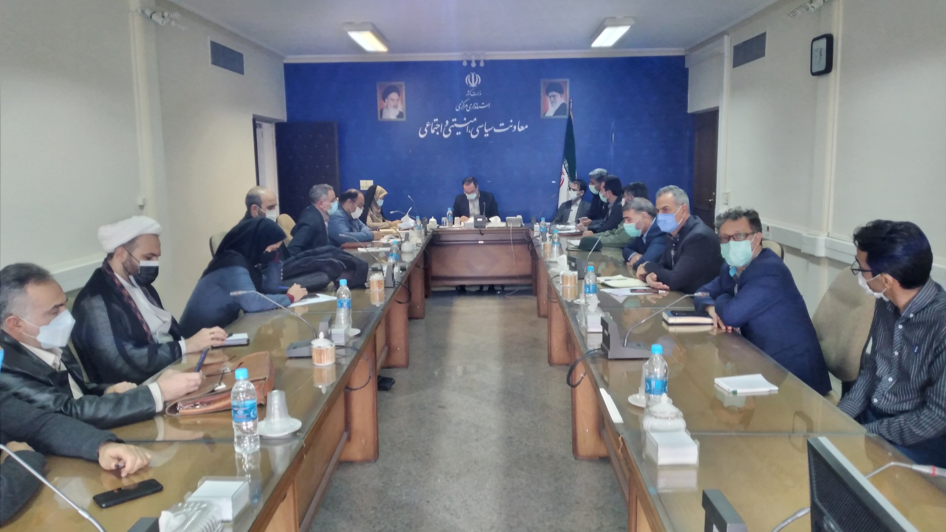 جلسه بررسی و نحوه جذب اعتبارات کنترل و کاهش آسیب های اجتماعی استان برگزار گردید.