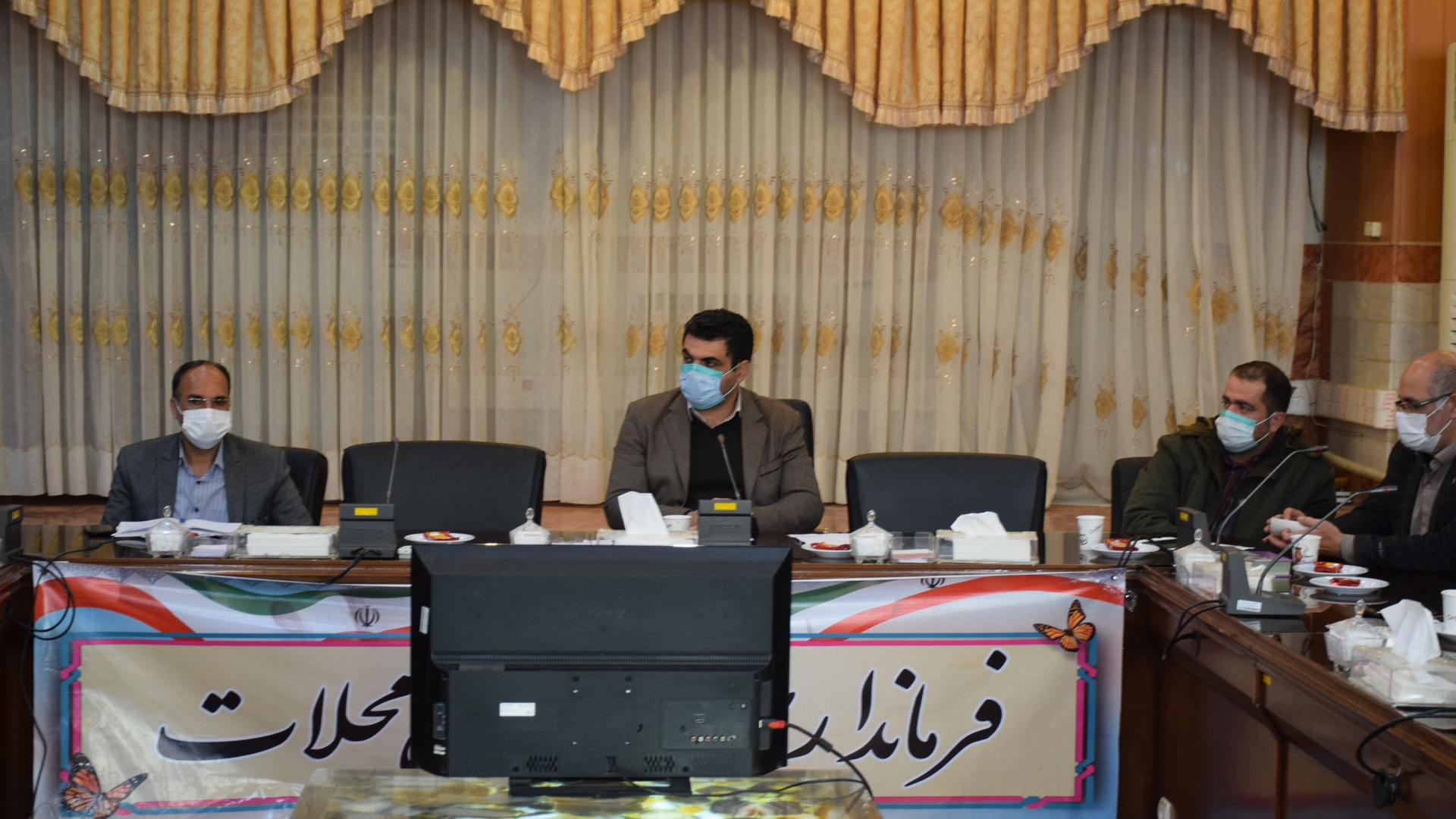 ستاد پیشگیری، هماهنگی و فرماندهی عملیات پاسخ به بحران شهرستان محلات به ریاست فیروزی معاون برنامه ریزی و هماهنگی امور عمرانی فرمانداری برگزار شد.