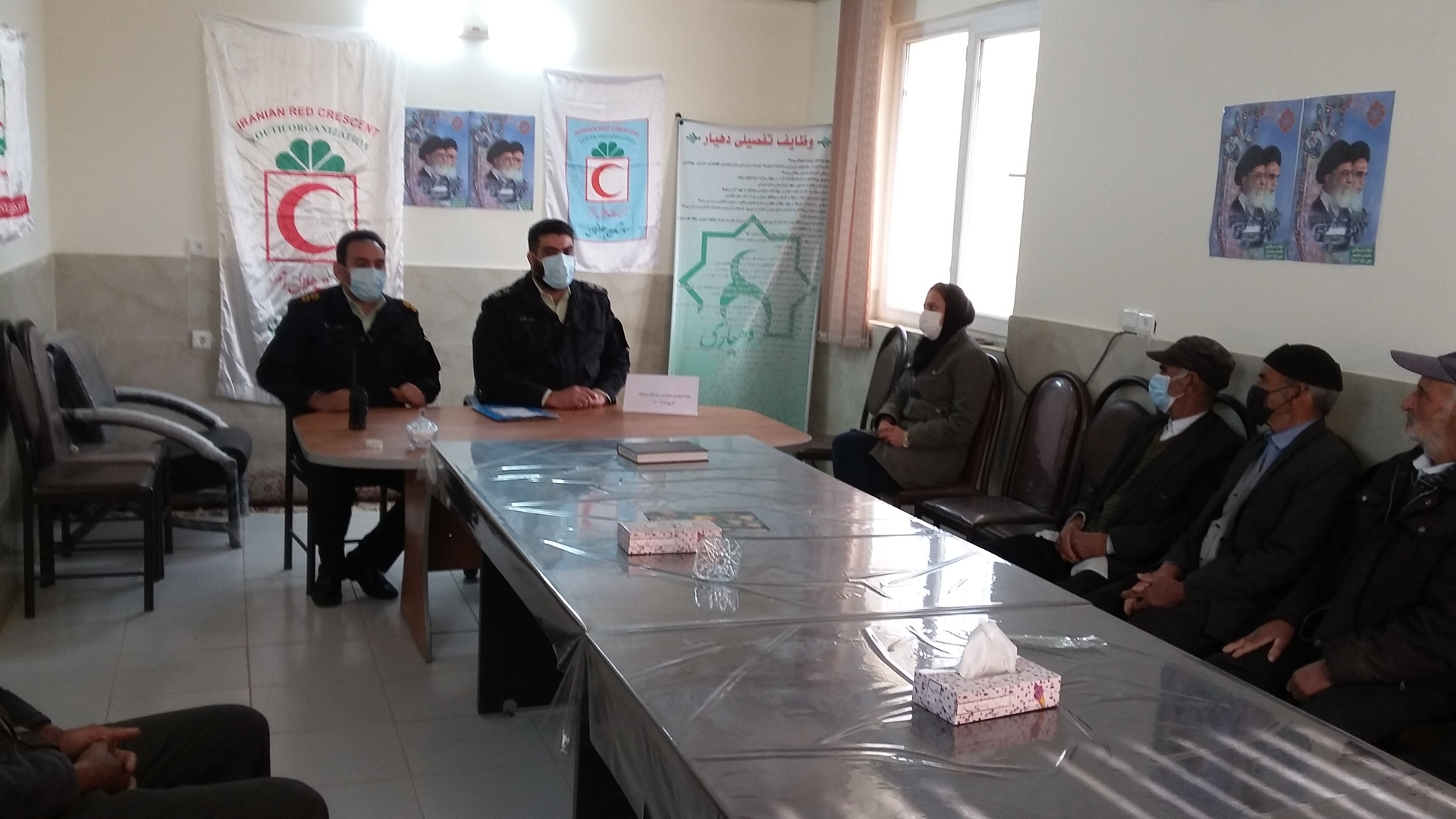 بازدید سرزده آقای شیخ حسینی ریس پاسگاه باقرآباد از روستای بزیجان