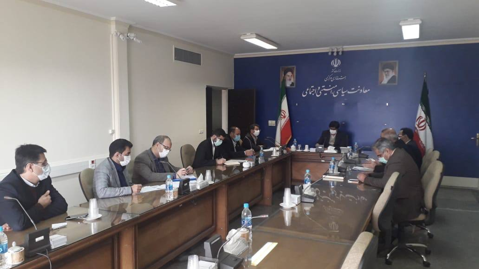 📌در جلسه اي به رياست معاون سیاسی،امنیتی و اجتماعی استاندار مركزي با حضور مديران كل و مسئولين مربوطه وضعيت سوخت نيروگاه شازند بررسی و پیگیری شد
