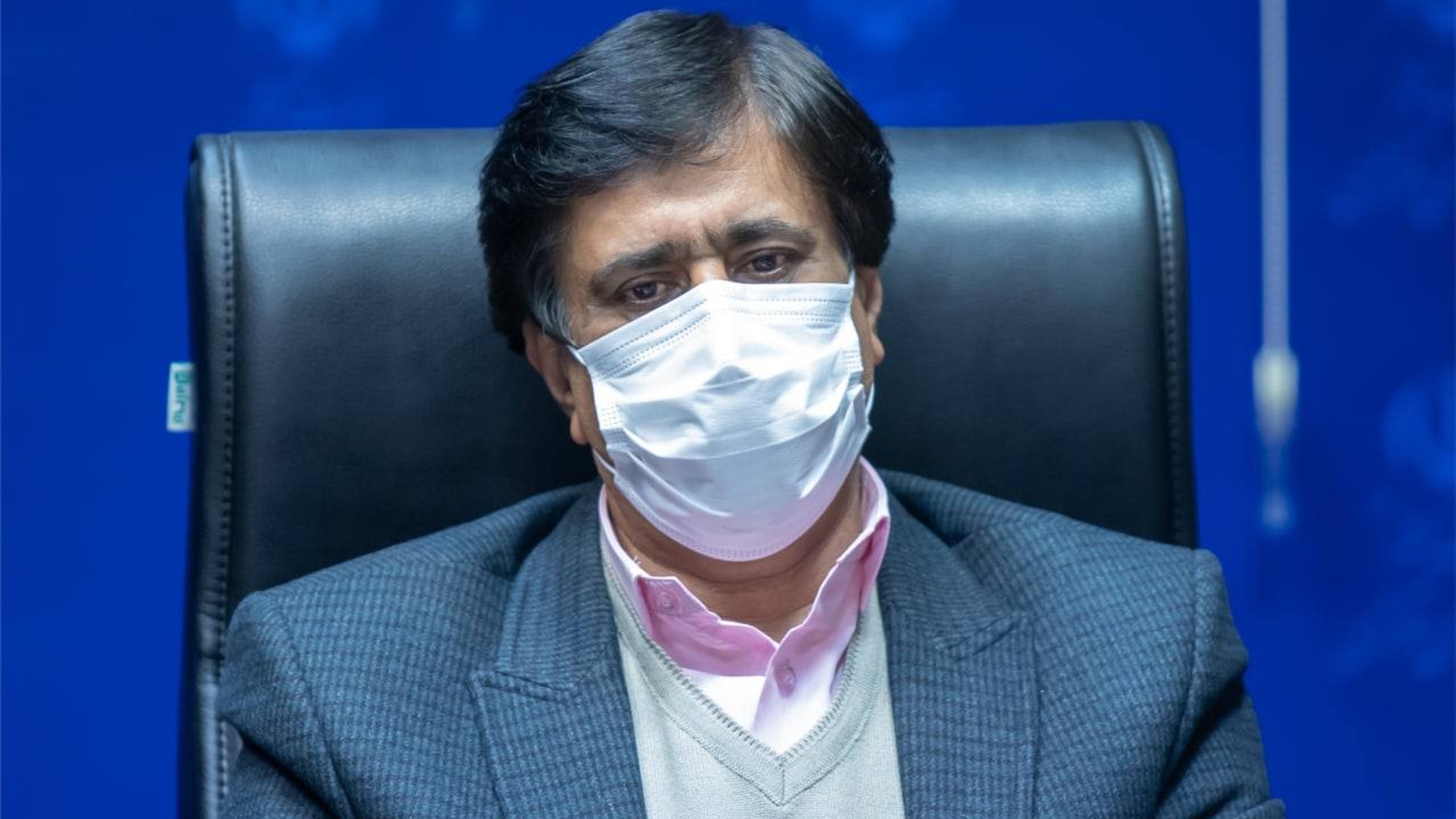 شورای حفاظت از منابع آب استان مركزي و كارگروه  سازگاري با كم آبي استان به ریاست استاندار با حضور معاونين استاندار ، مديران و مسئولين مرتبط برگزار شد