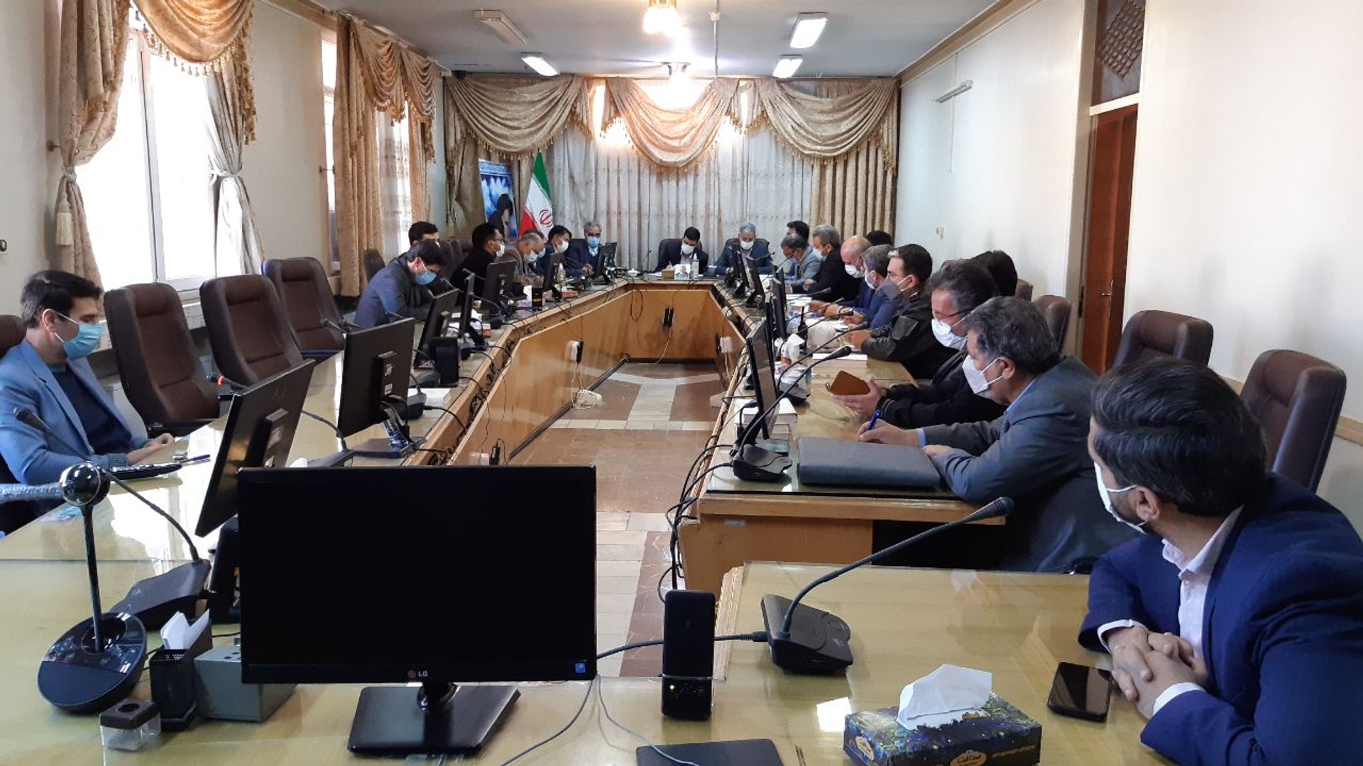 نشست هم اندیشی تسریع دراجرایی پروژه بیمارستان ولیعصر اراک به ریاست سرپرست فرمانداری شهرستان اراک برگزار شد