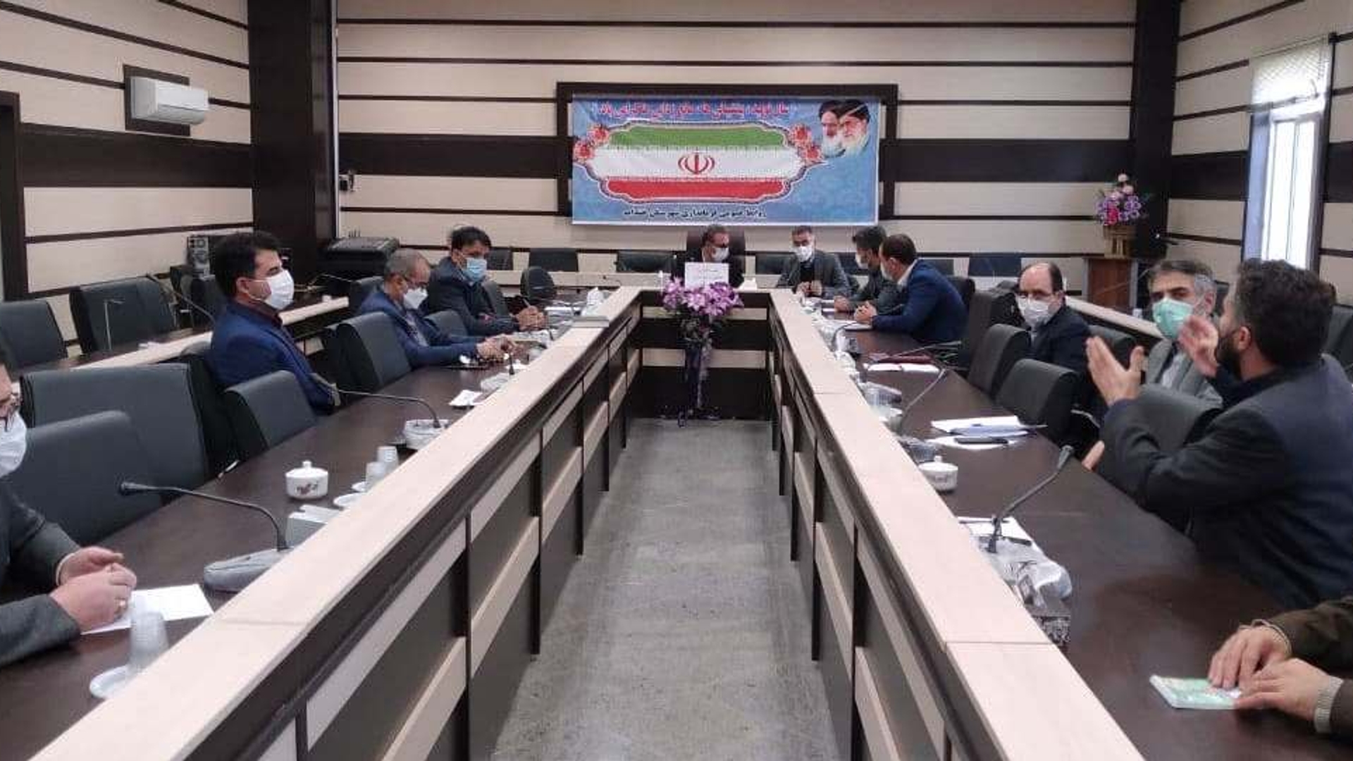 کارگروه اشتغال و سرمایه گذاری شهرستان خنداب به ریاست مهندس خزائی پور فرماندار شهرستان خنداب