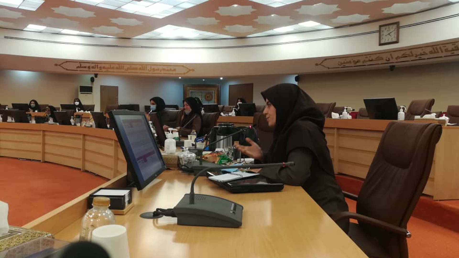 نشست معاون رئیس جمهور در امور زنانو خانواده با مدیران کل زنان و خانواده استانداری های سراسر کشور