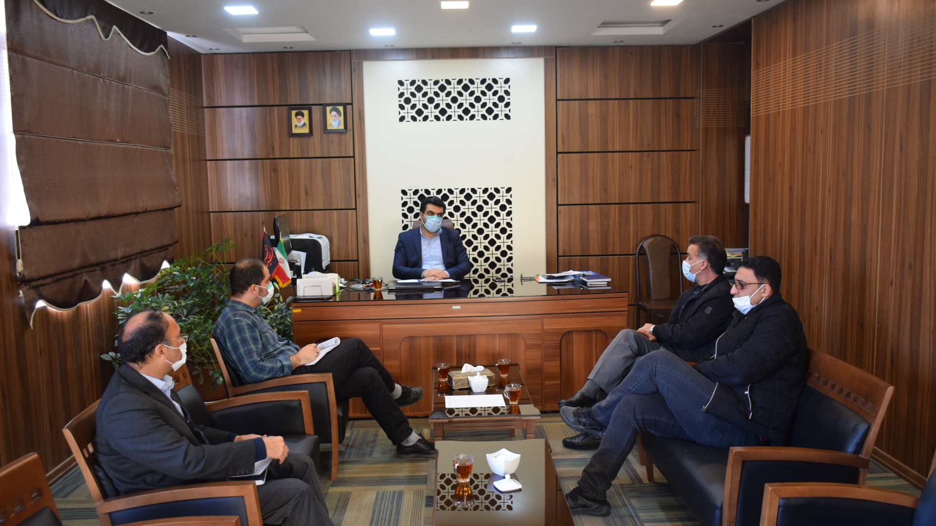 جلسه بررسی پروژه های ورزشی شهرستان محلات به ریاست فیروزی معاون برنامه ریزی و هماهنگی امور عمرانی فرمانداری برگزار گردید.