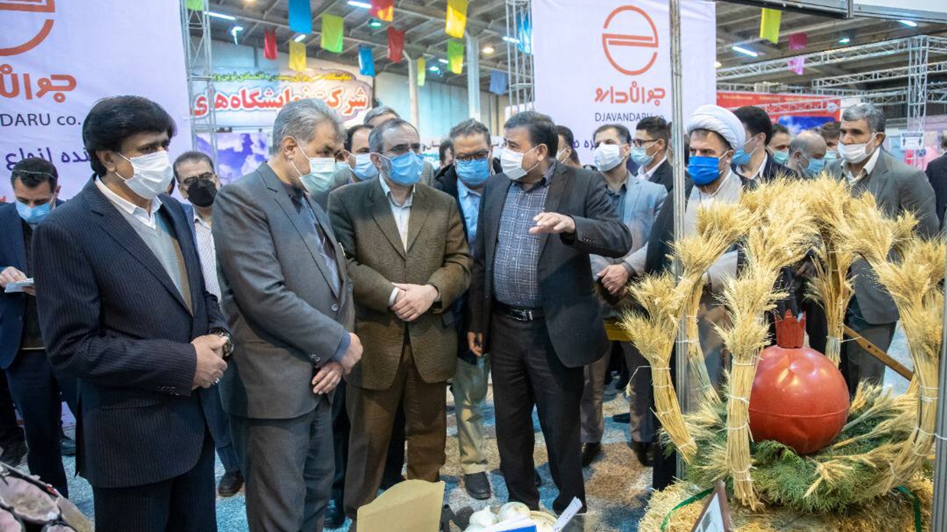 📌چهاردهمین نمایشگاه تخصصی نهاده ها، ماشین آلات و ادوات کشاورزی همزمان با چهاردهمین نمایشگاه تخصصی دام،طیور،شیلات،آبزیان و صنایع وابسته با حضور، استاندار مرکزي،معاونين استاندار و مسئولين مربوطه در اراك به بهره برداري رسيد.

@behrouz_akrami