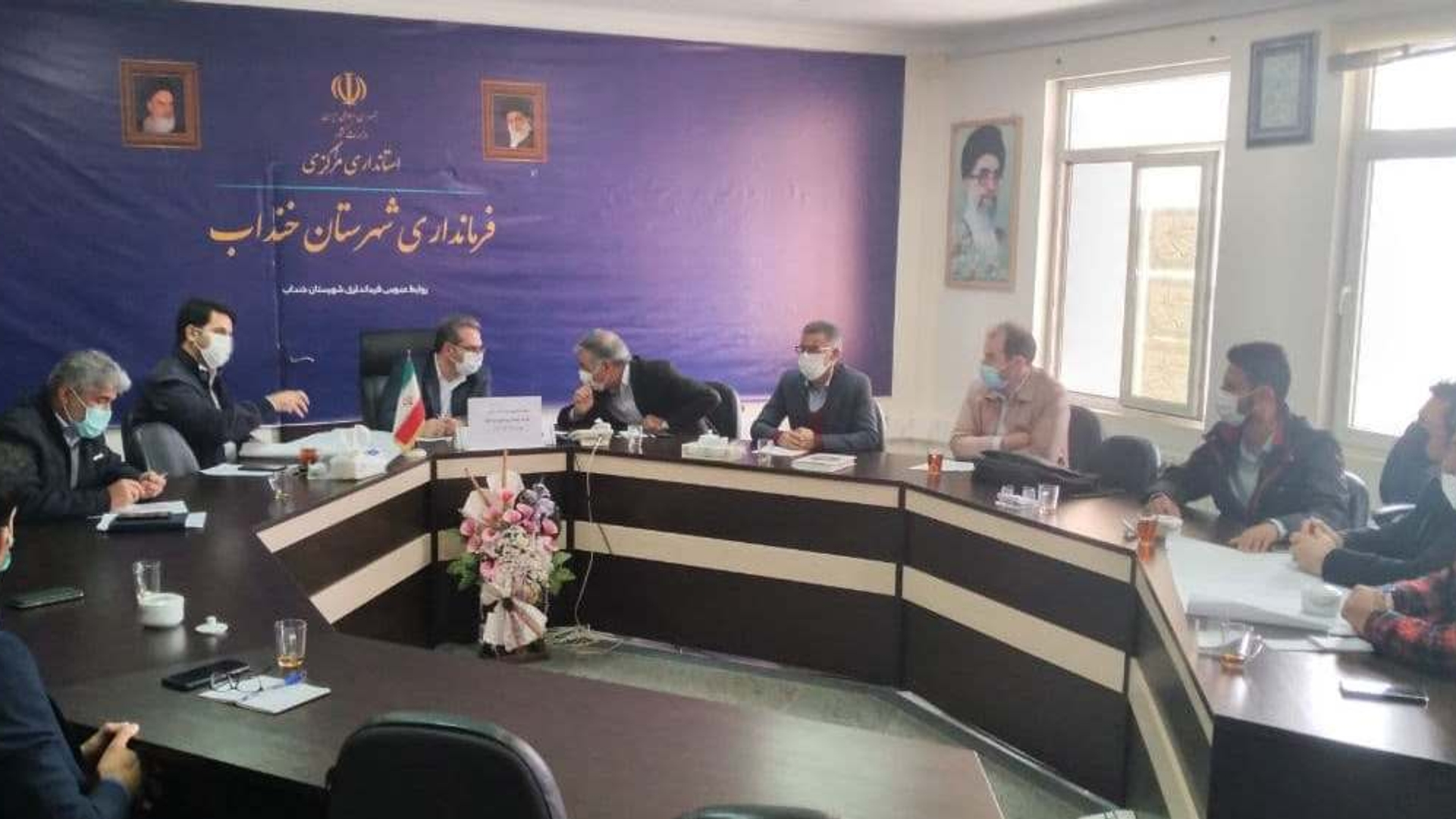 جلسه بررسی و امکان سنجی احداث شهرک در روستای دیزآباد