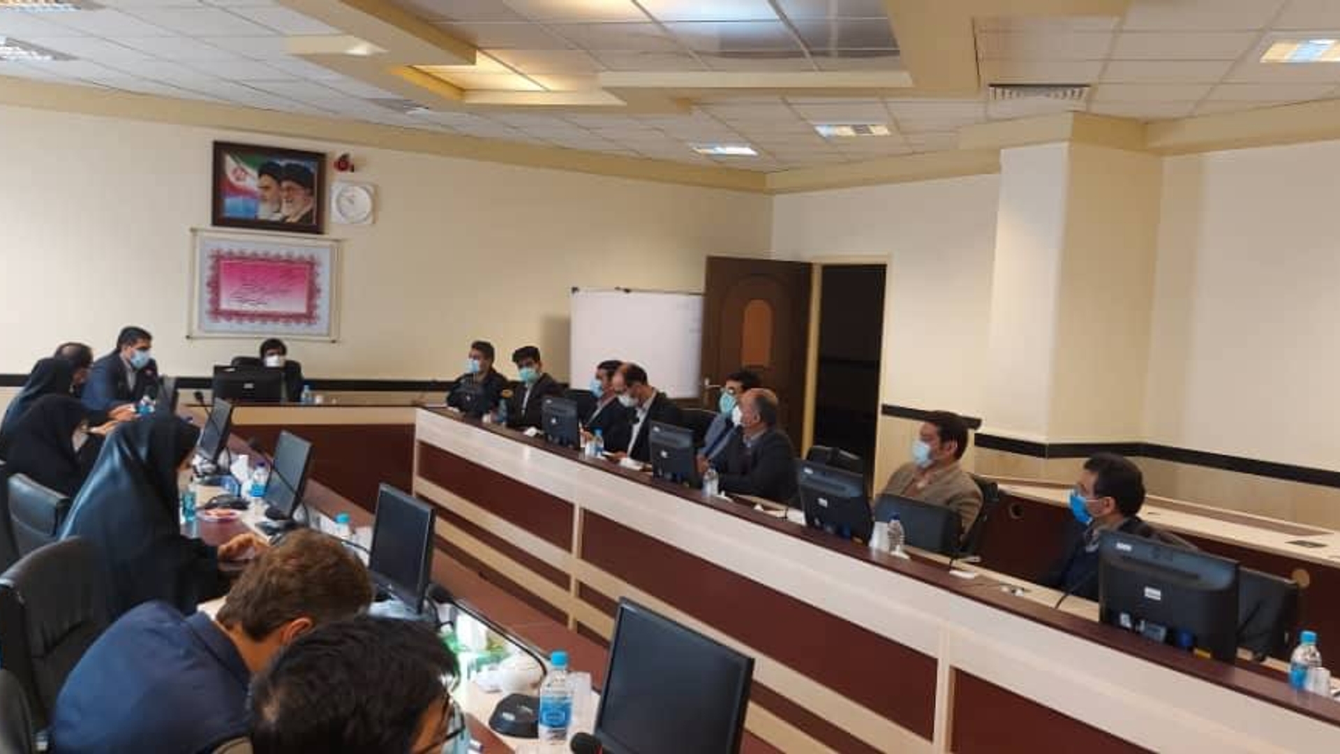 نشست شورای هماهنگی مبارزه با مواد مخدر استان مركزي به ریاست اکرمی معاون سیاسی، امنیتی و اجتماعی استاندار با حضور مديران كل و مسئولين مربوطه برگزار شد.