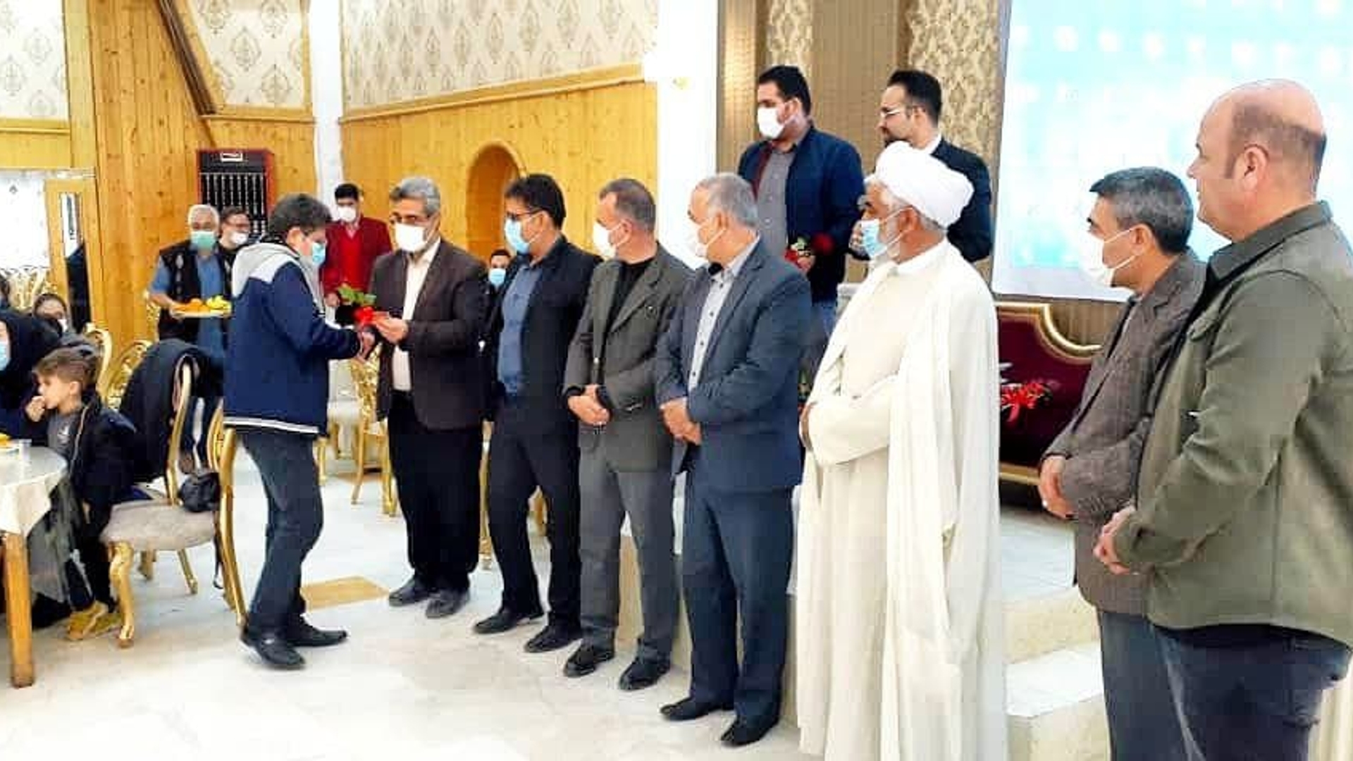 مراسم تجلیل از پرستاران نمونه شهرستان با حضور مهندس سلیمانی فرماندار شهرستان زرندیه