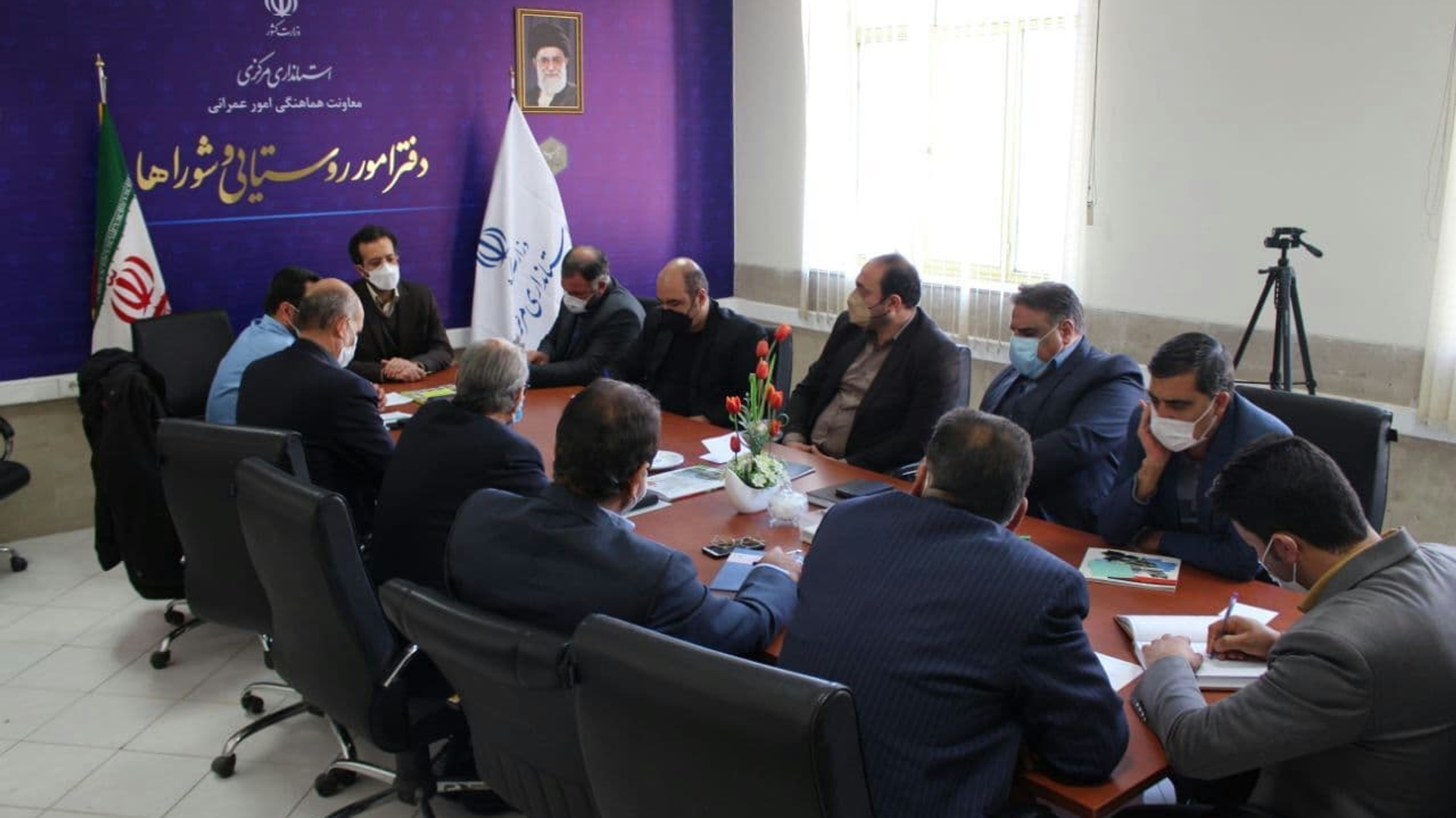 طی نشستی با حضور مدیرکل دفتر امور روستایی و شوراها با اعضای شورای استان، رفع موانع توسعه روستایی مورد بررسی قرار گرفت