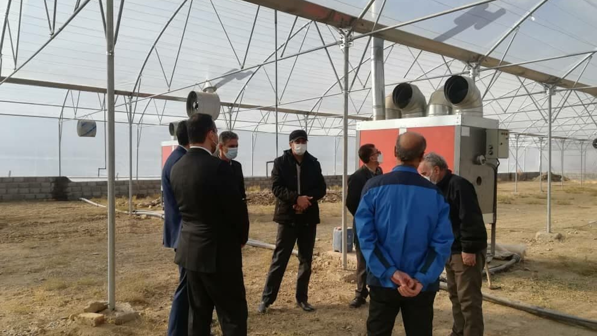 بازدید از یک واحد گلخانه: