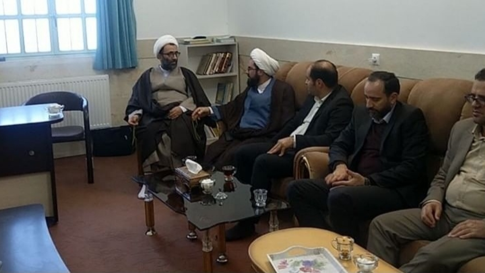 ✅دیدار و گفتگودر مدرسه علمیه