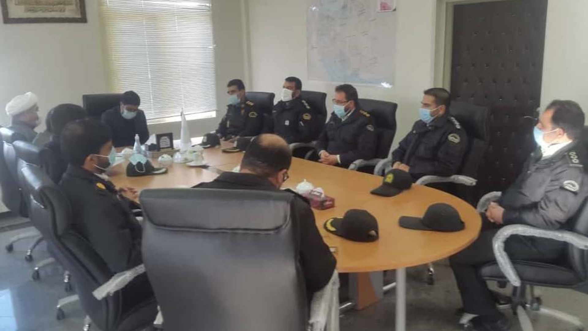 دیدار فرماندهان نظامی و انتظامی شهرستان خنداب با فرماندار