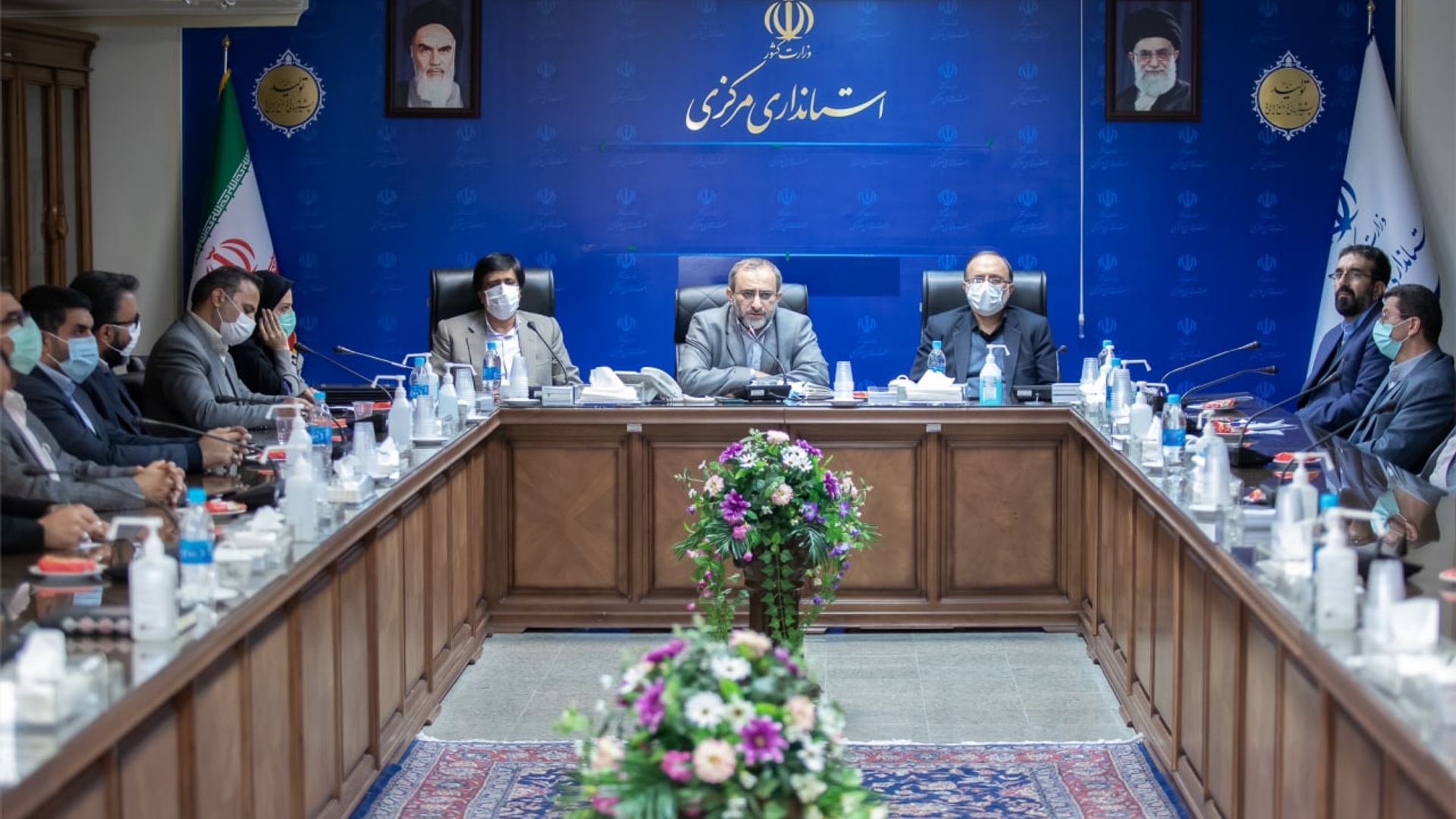 مردم مداری راهبرد دولت است- تلاش برای رفع مشکلات مردم تکلیف مهم مدیران است