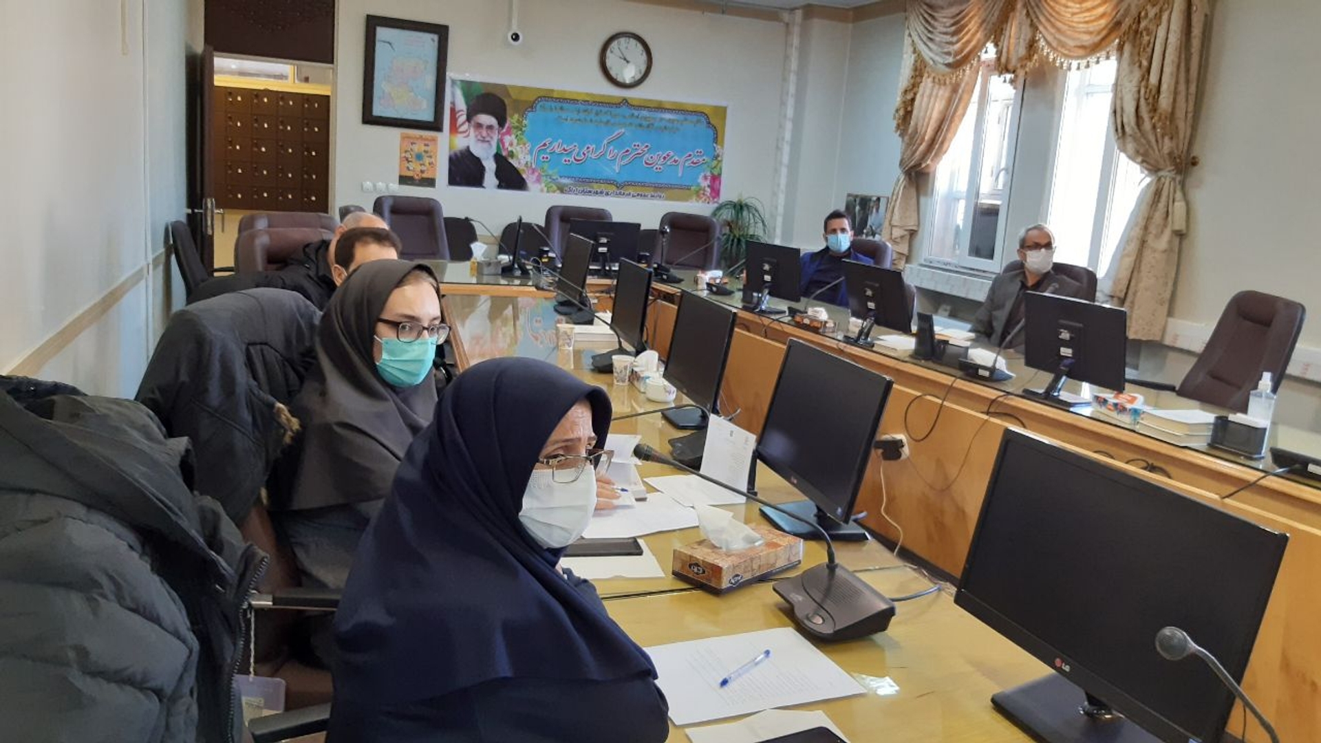 جلسه کارگروه تخصصی گندم، آرد و نان شهرستان  اراک برگزار شد.