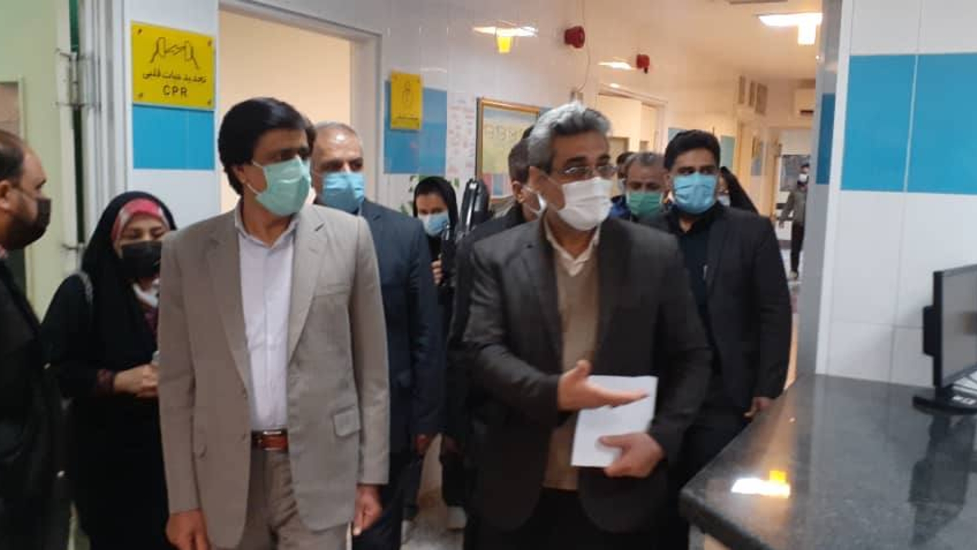 معاون سياسي،امنيتي و اجتماعي استاندار مركزي در سفر به شهرستان زرنديه از بيمارستان امام رضا(ع) بازديد نمود.