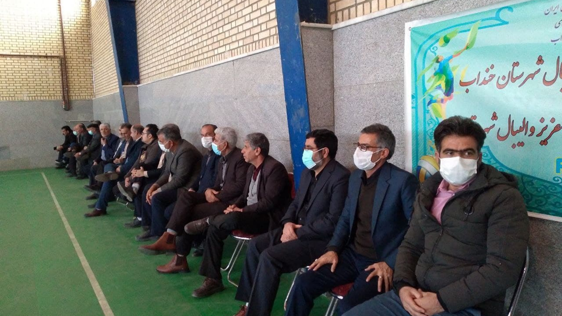 بازدید گازری سرپرست فرمانداری شهرستان خنداب از مسابقات والیبال