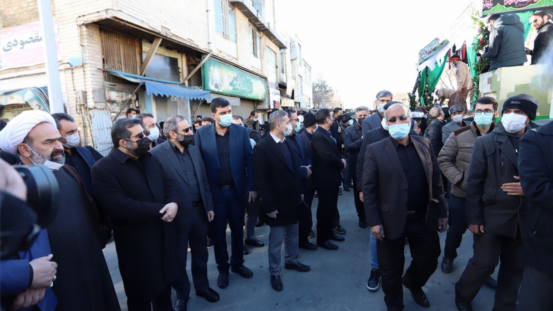 مراسم تشییع پیکر شهید گمنام در اراک برگزار شد