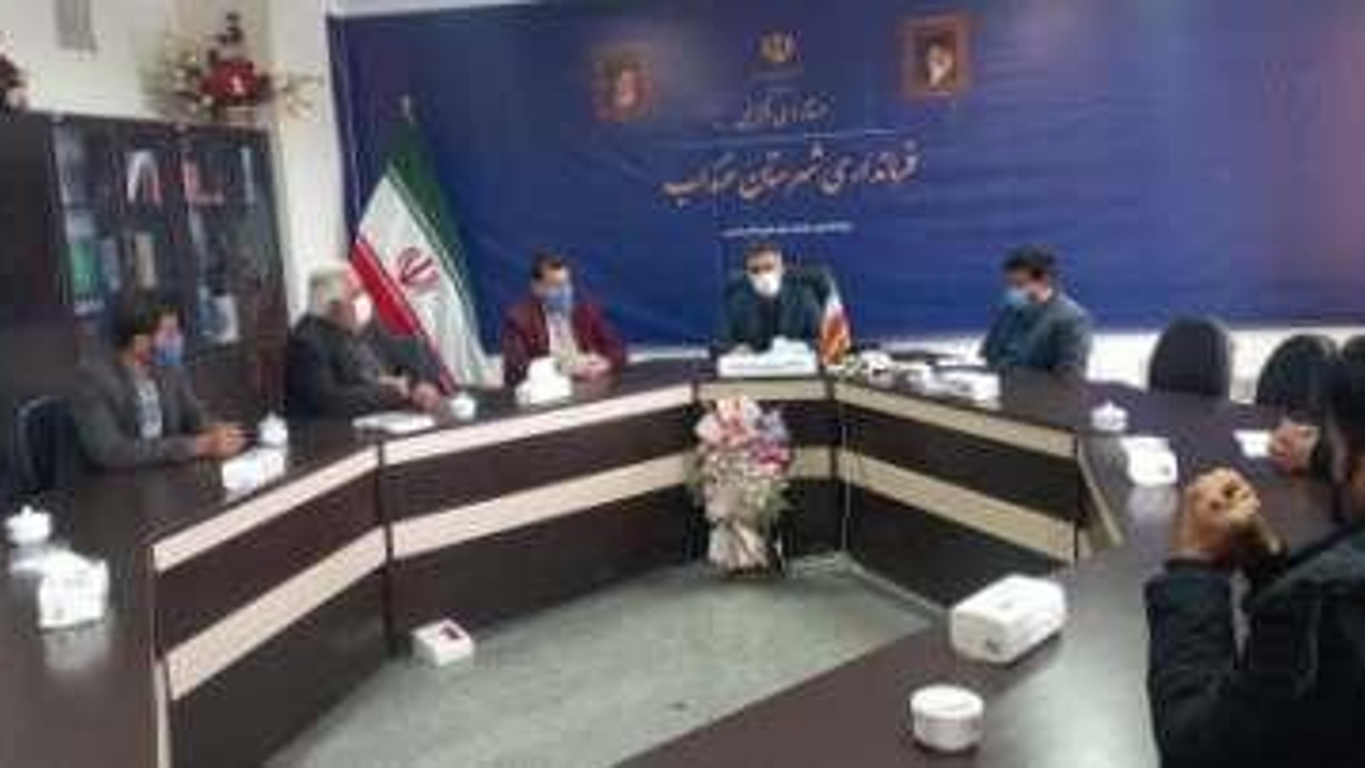 جلسه بررسی مسائل و مشکلات نانوایی های روستاهای آقداش و استوه