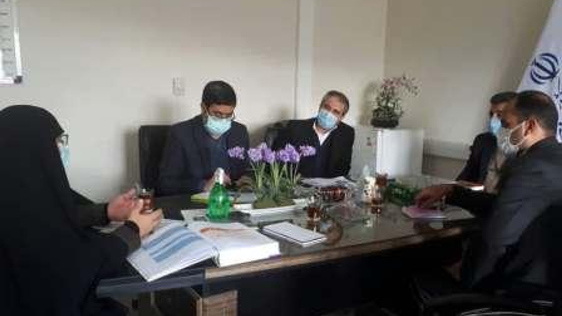 نشست همفکری و تبادل نظر گازری سرپرست فرمانداری شهرستان خنداب با سرکارخانم مفتح زاده،سرپرست دفتر امور بانوان و خانواده استانداری