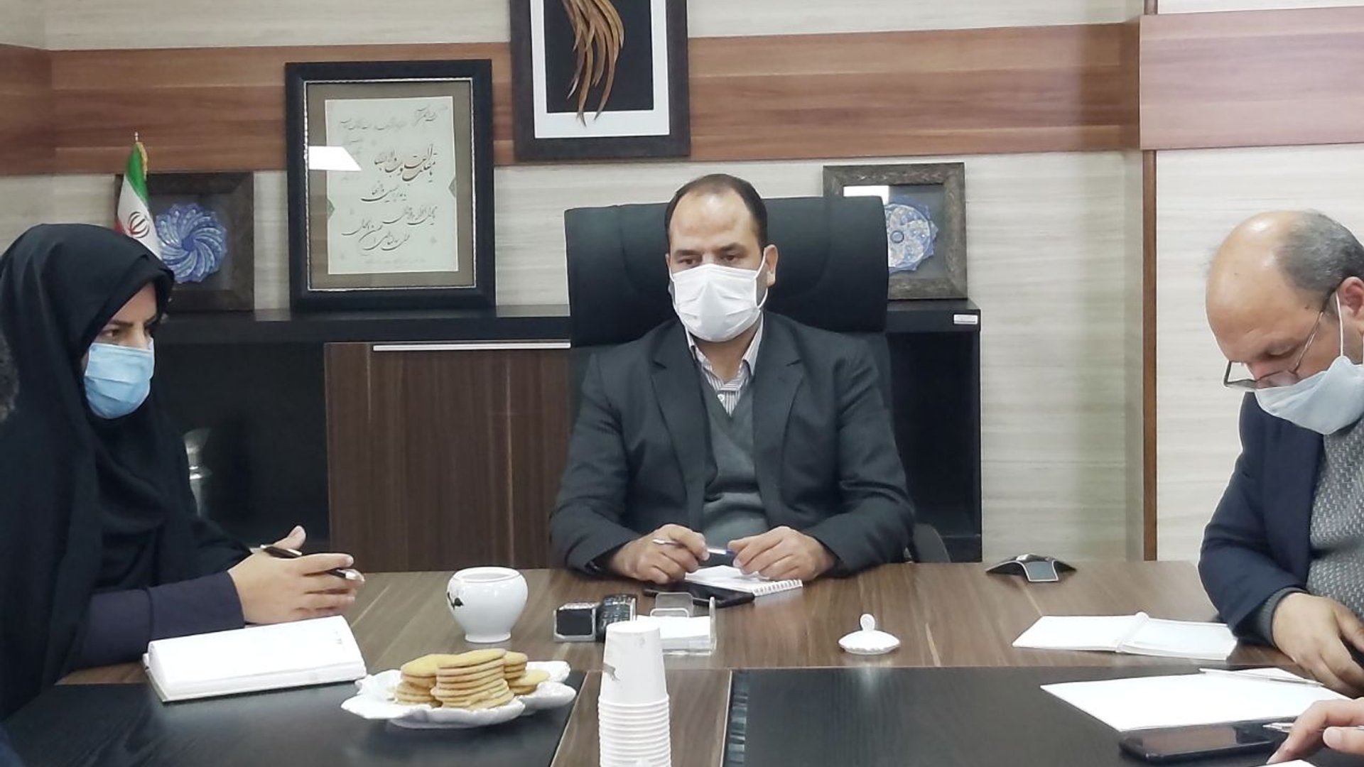 جلسه برنامه ریزی و هماهنگی اتخاذ راهکارهای ممکن جهت رفع تداخل خط انتقال آب شهر و روستاهای در مسیر با طرح توسعه شهرک صنعتی آشتیان با حضور مدیرعامل شرکت شهرکهای صنعتی استان و کارشناس ذیربط و نمایندگان شرکت آب و فاضلاب استان و مدیریت شهرستان به ریاست فراهانی سرپرست فرمانداری شهرستان برگزار گردید.