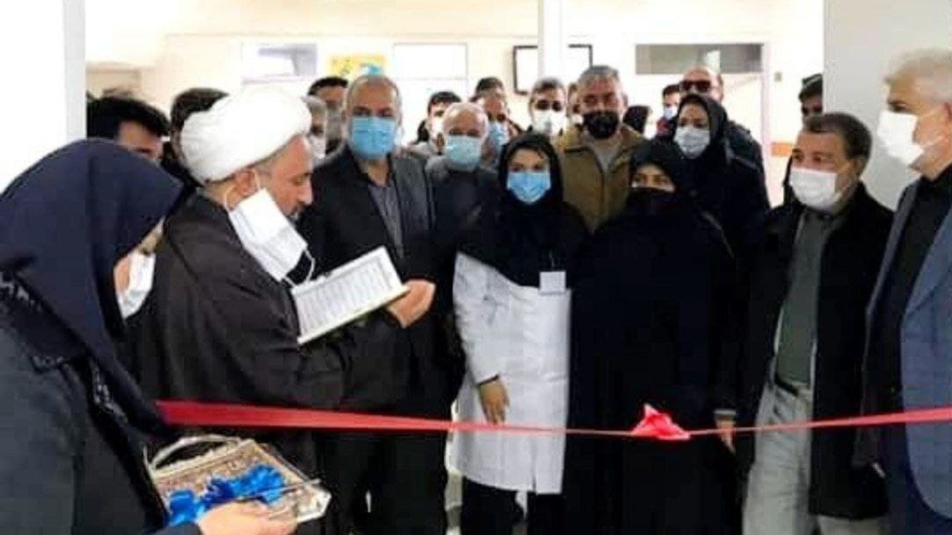 از پروژه مرکز جامع سلامت شهر زاویه همزمان با دومین سالگرد شهادت سپهبد حاج قاسم سلیمانی با حضور دکتر شهریاری رئیس کمیسیون بهداشت مجلس شورای اسلامی