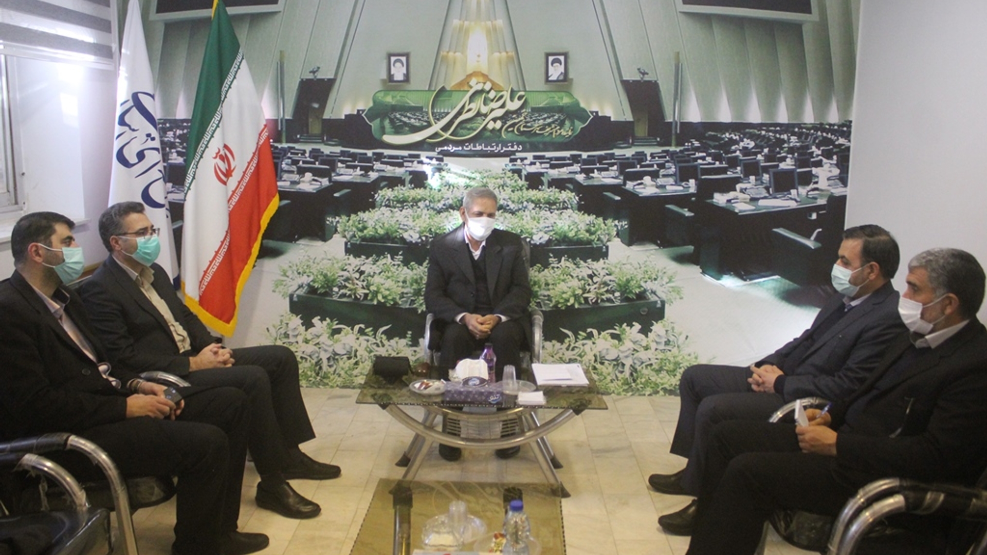 جلسه بررسی مسائل و مشکلات شهرستان خمین برگزار شد