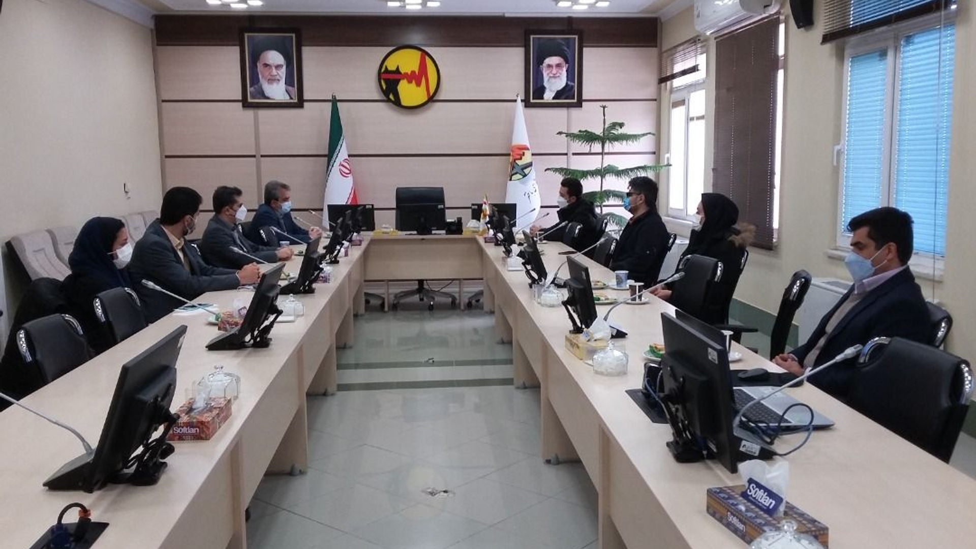 بازدید از زیرساختهای شرکت توزیع برق منطقه ای باختر