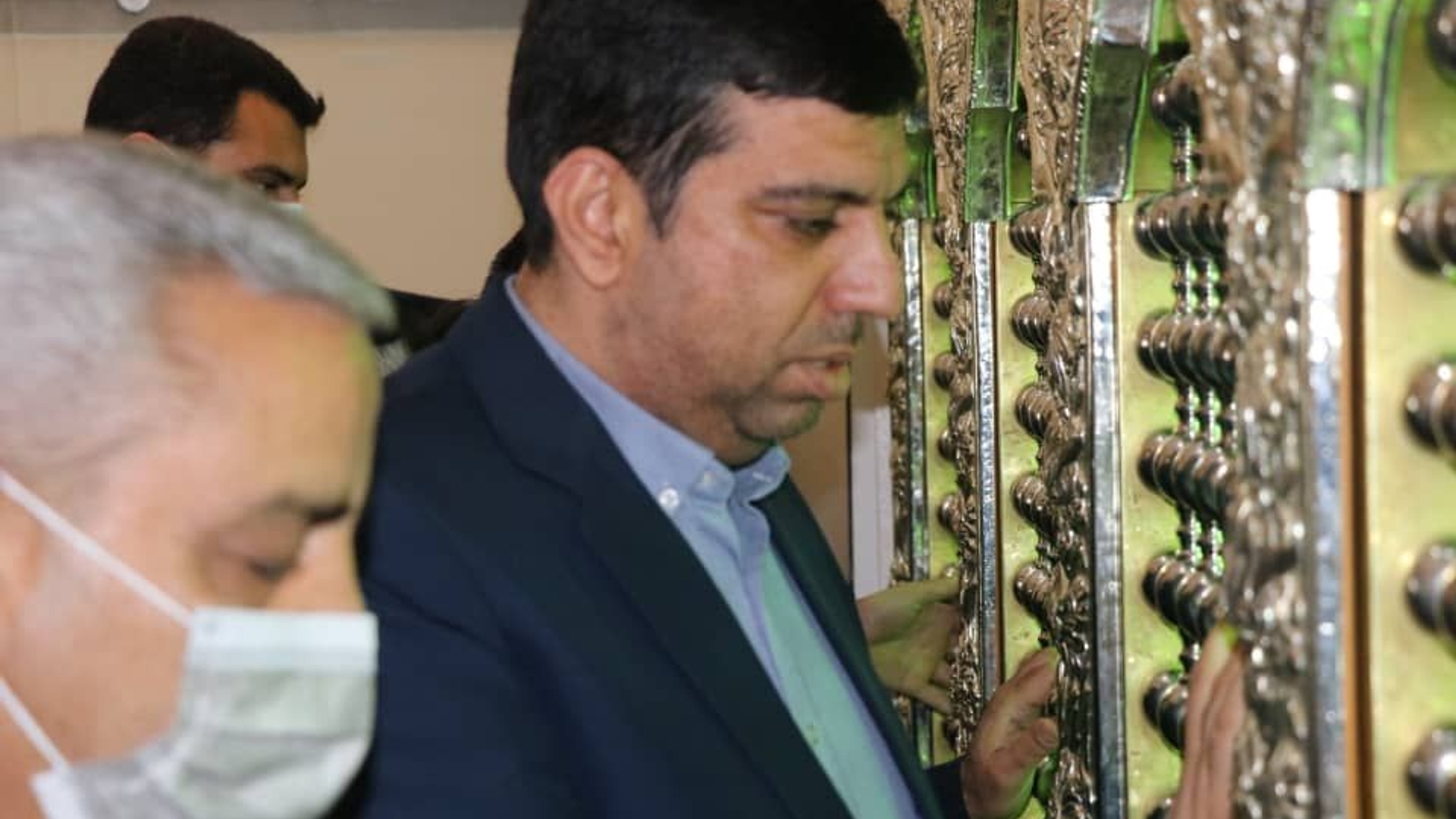 بازدید فرماندار شهرستان اراک از امامزاده محمد عابد مشهد میقان اراک