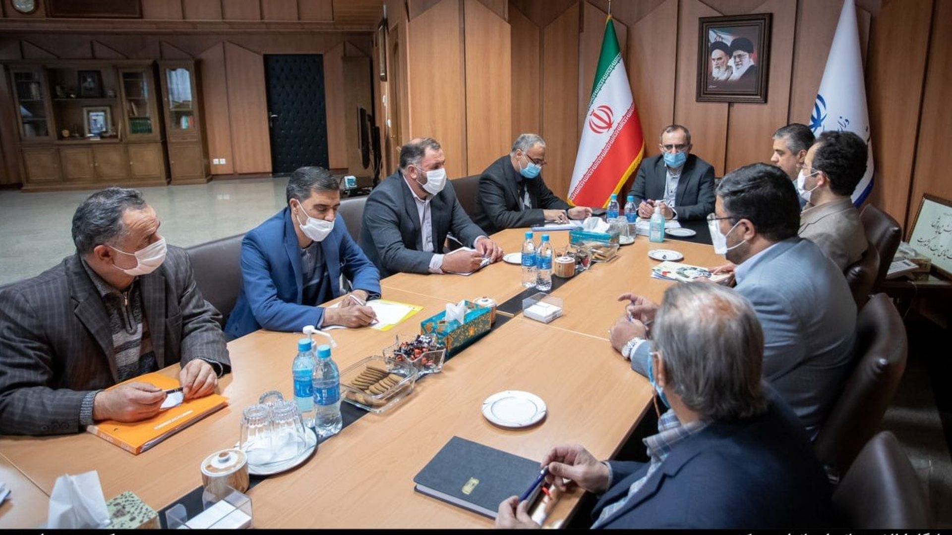 ✅جلسه استاندار مرکزی با اعضای شورای اسلامی استان مرکزی