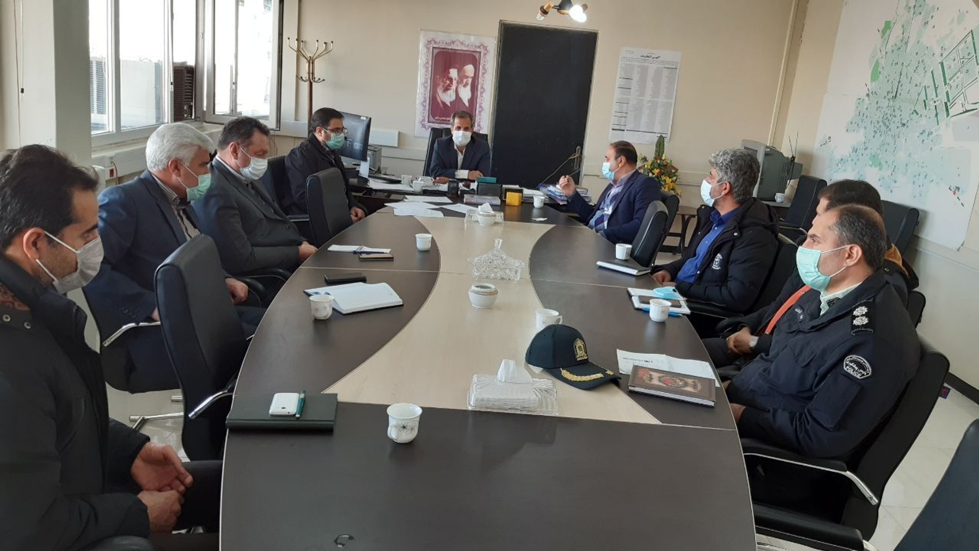 جلسه کمیسیون مقابله با سلاح و مهمات غیر مجازشهرستان اراک به ریاست معاون سیاسی اجتماعی فرماندار وباحضور مسئولین مربوطه ‌برگزار شد