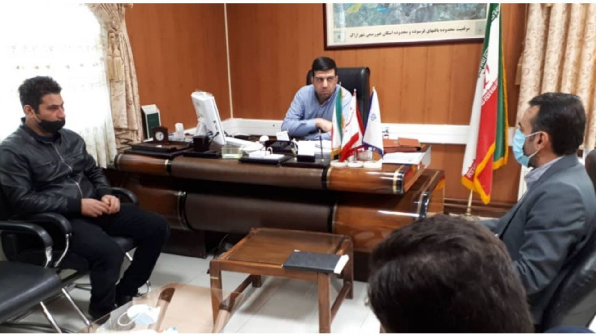 دیدار و گفتگو بخشدار مرکزی اراک ،شورای اسلامی ودهیار روستای نمک کور با مهندس هادی فرماندار شهرستان اراک